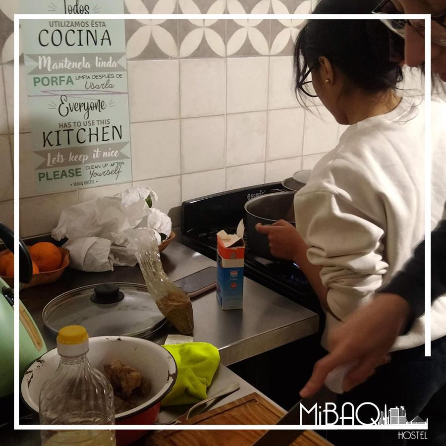 Mibaq Hostel Buenos Aires Ngoại thất bức ảnh