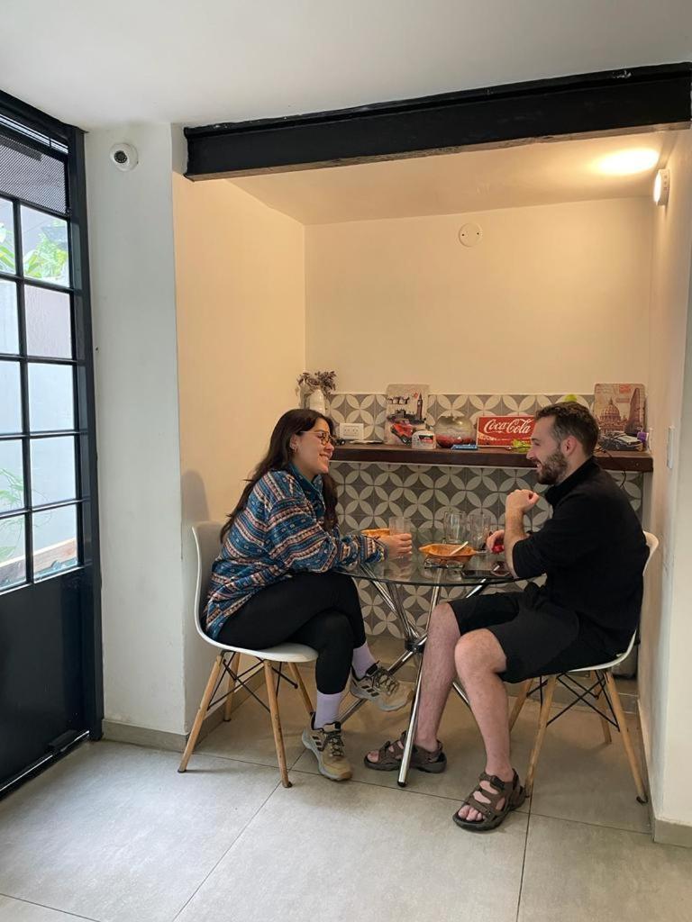 Mibaq Hostel Buenos Aires Ngoại thất bức ảnh